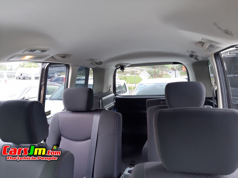2013 Nissan Serena image7