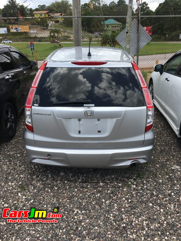 2010 Honda Stream image4
