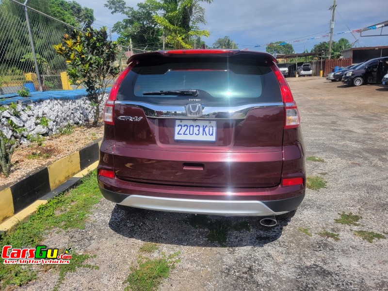 2017 Honda CR-V image2