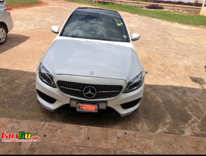 2015 Mercedes Benz C Class  image1
