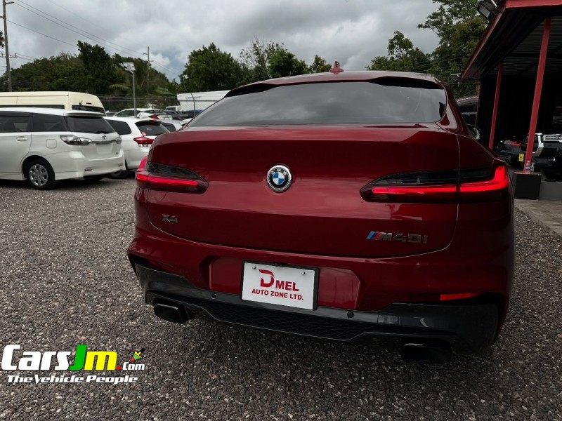 2019 BMW X4 image8