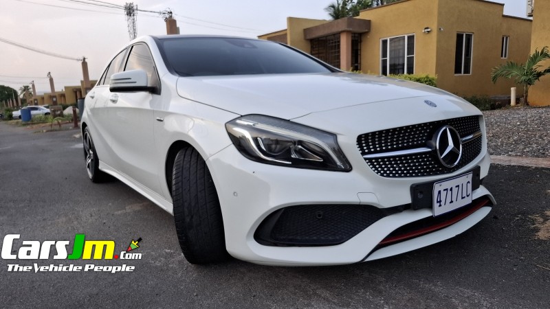 2016 Mercedes Benz A250  image3