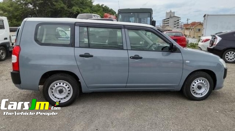 2017 Toyota PROBOX image8