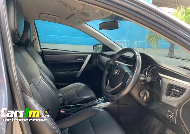 2016 Toyota Corolla image4