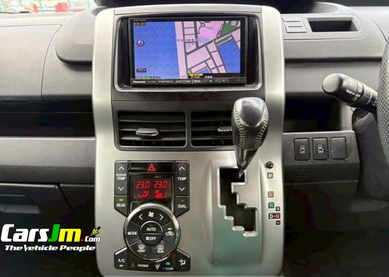 2012 Toyota VOXY ZS KIRAMEKI 2 image7