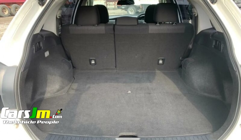 2016 Toyota Corolla Fielder image7