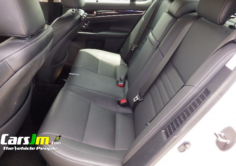 2018 Lexus GS image2