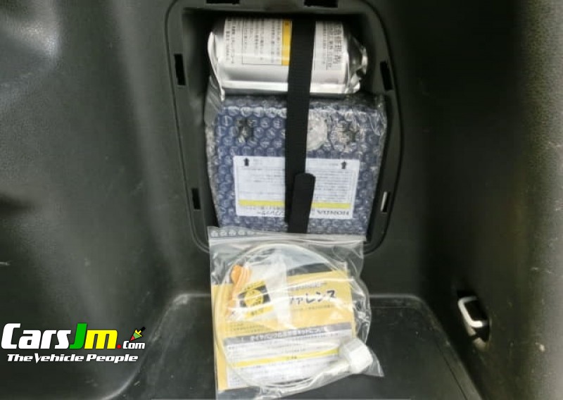 2013 Honda FIT SHUTTLE 15C image5