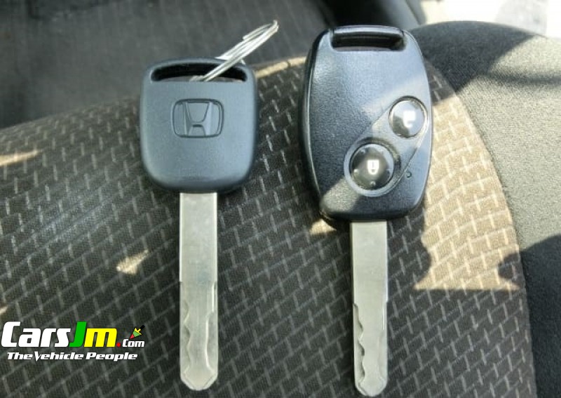 2013 Honda FIT SHUTTLE 15C image12