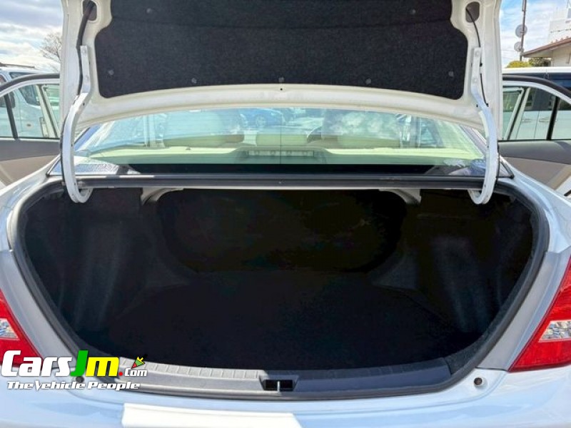 2009 Toyota COROLLA AXIO image3