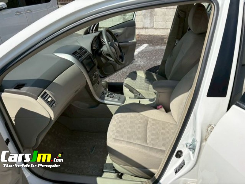 2009 Toyota COROLLA AXIO image6
