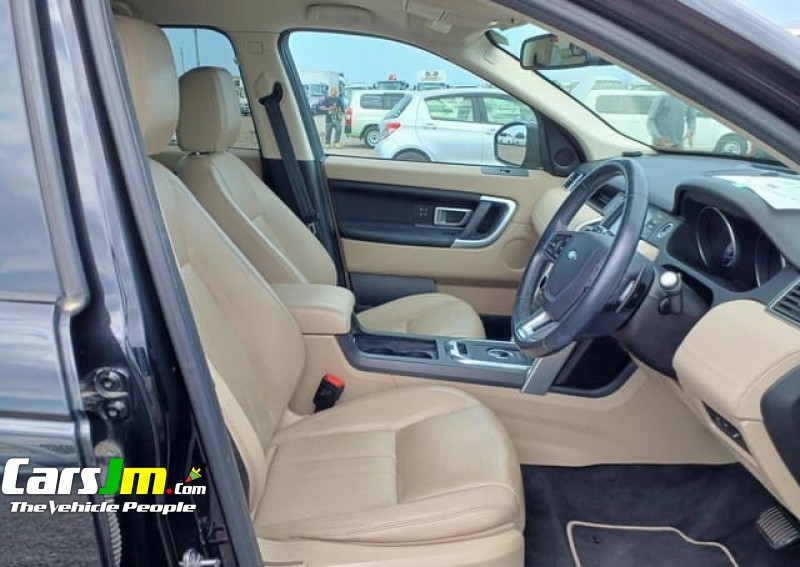 2016 Land Rover DISCOVERY SPORT image3