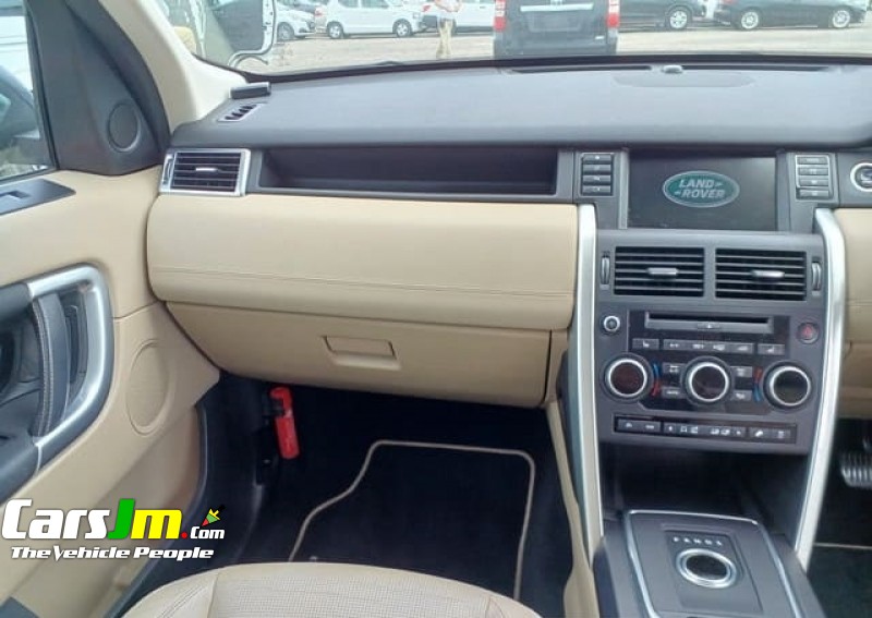 2016 Land Rover DISCOVERY SPORT image9