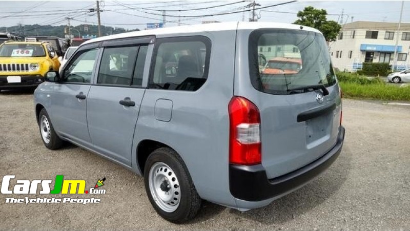 2017 Toyota PROBOX image4