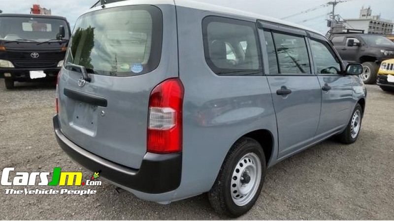 2017 Toyota PROBOX image5