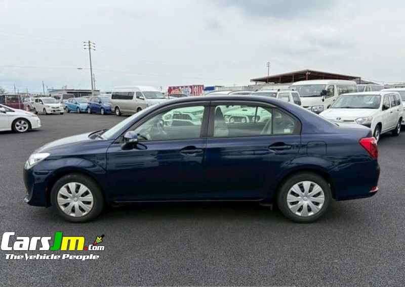 2017 Toyota COROLLA AXIO image11