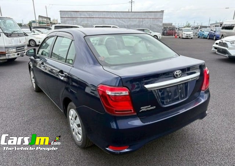 2017 Toyota COROLLA AXIO image12