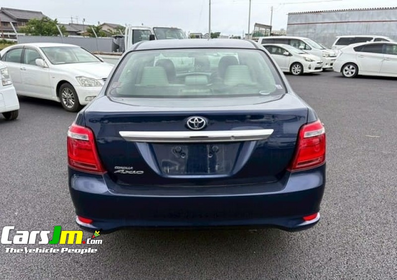2017 Toyota COROLLA AXIO image13