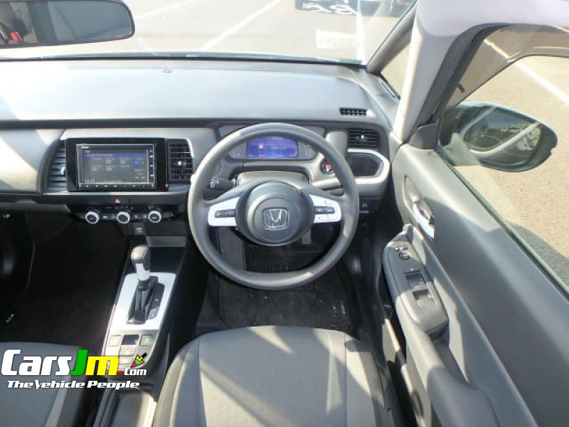 2020 Honda Fit image5