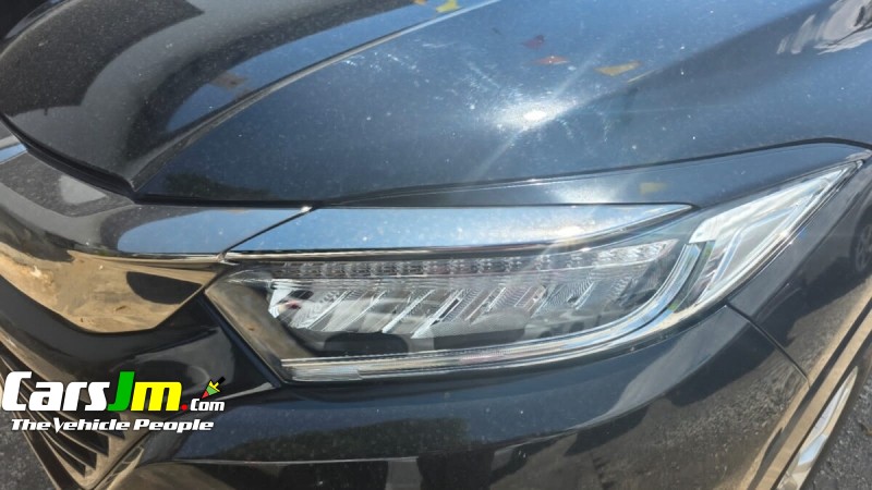 2017 Honda Vezel image13