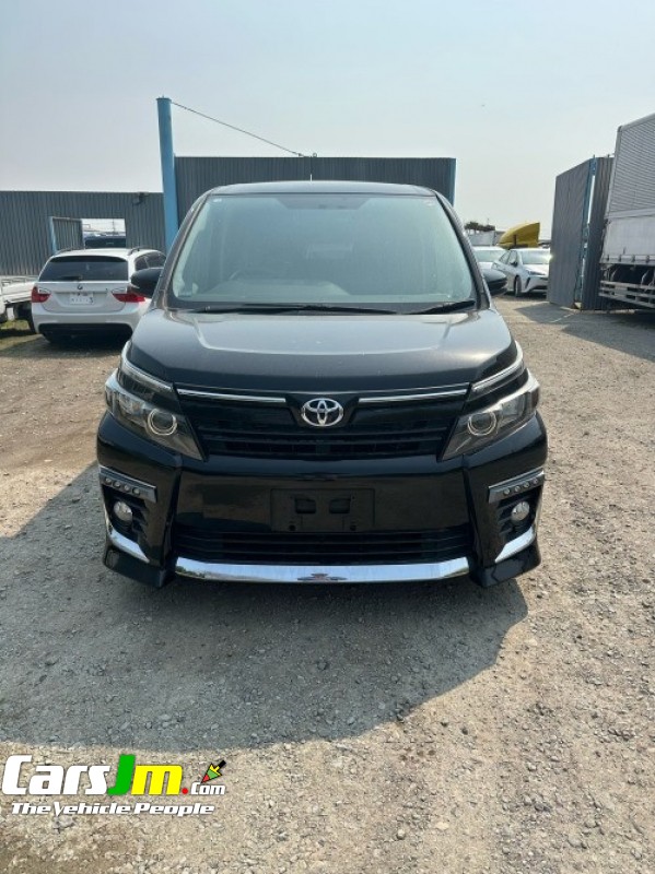 2018 Toyota Voxy ZS Kirameki image3