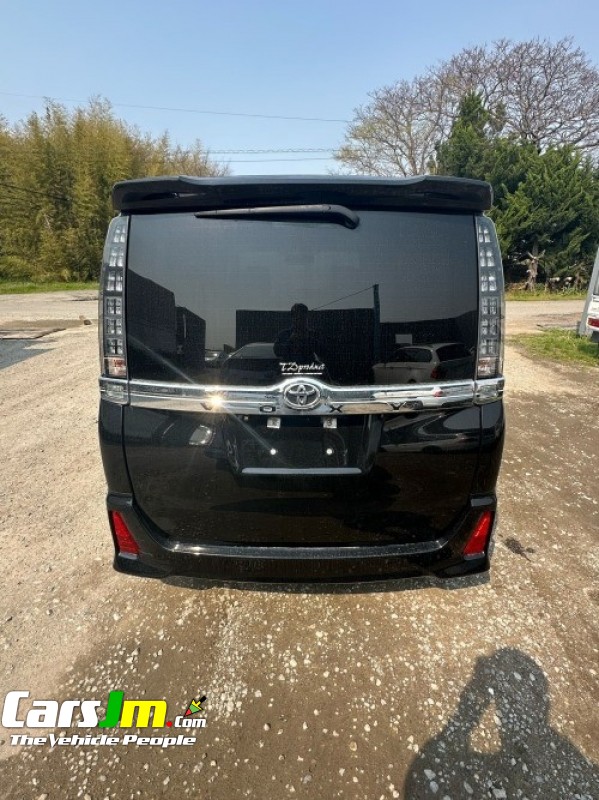2018 Toyota Voxy ZS Kirameki image6