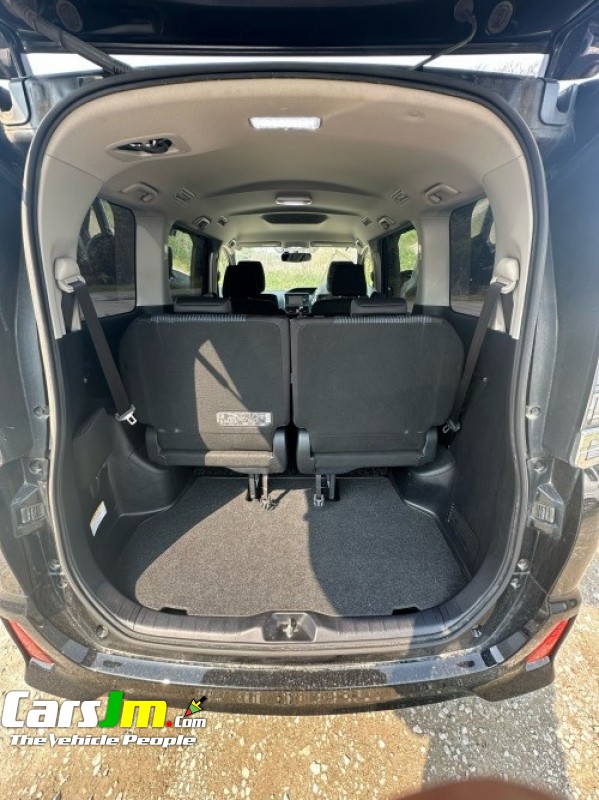 2018 Toyota Voxy ZS Kirameki image10