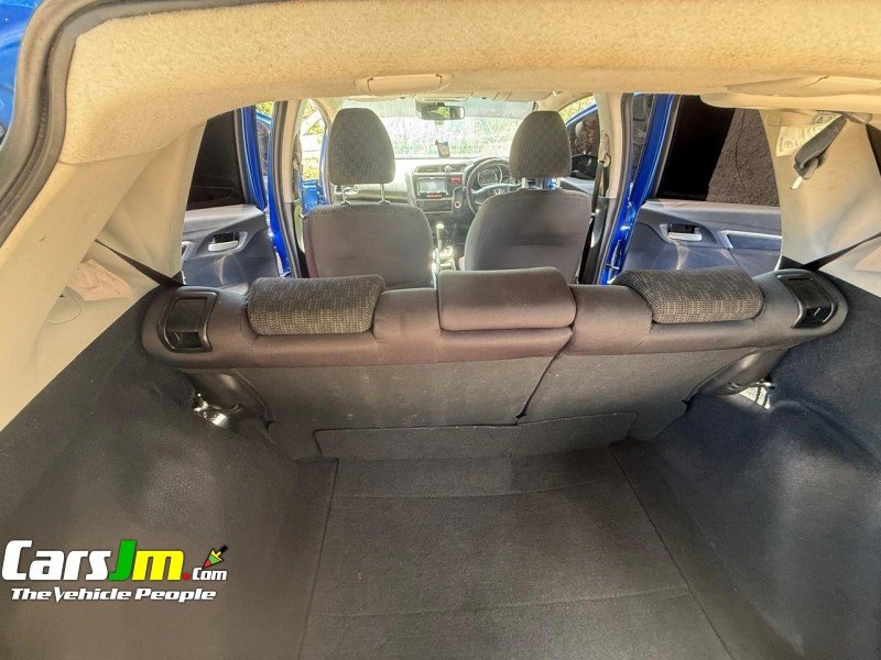 2017 Honda FIT image3