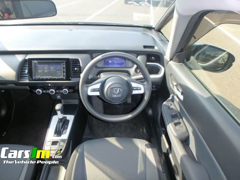 2020 Honda Fit image5