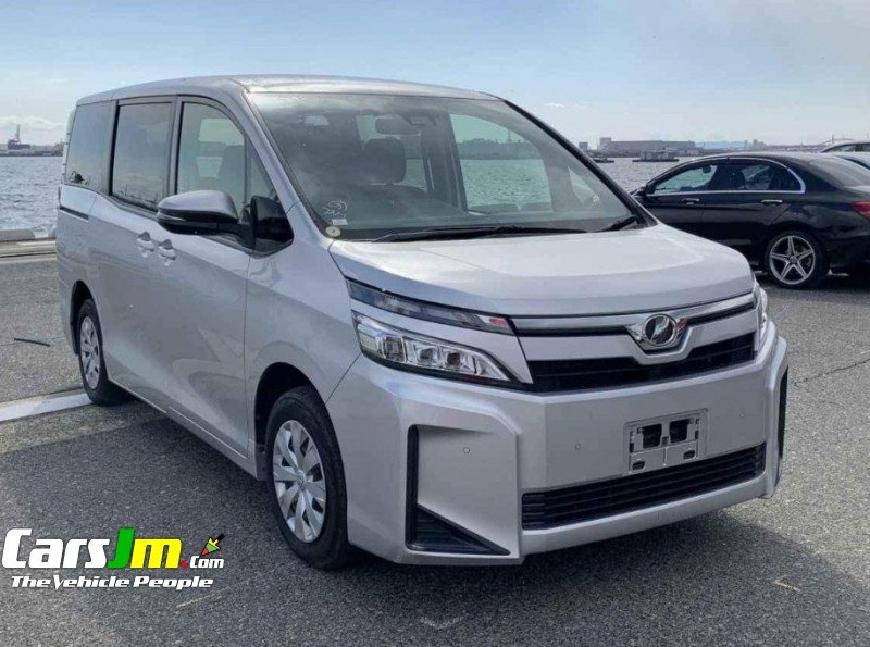 2019 Toyota Voxy Silver image1